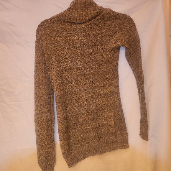 Cozy gray Revolution cowl neck sweater - Picture 4 of 10